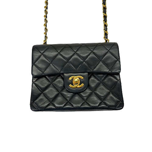 【中古】 CHANEL シャネル   ミニマトラッセ 　ラムスキン　 ショルダーバッグ　レディース  301