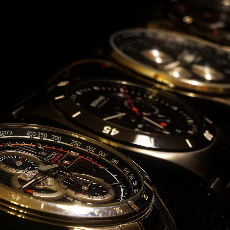 LOEWE 160周年記念　限定500本　腕時計メーカーロエベLOEWE